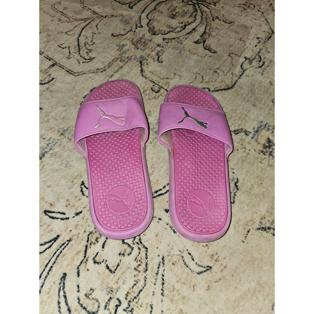 Puma Cool Cat Pink Slides Womens Size 7 Silver Logo Athletic Slip On Sandals